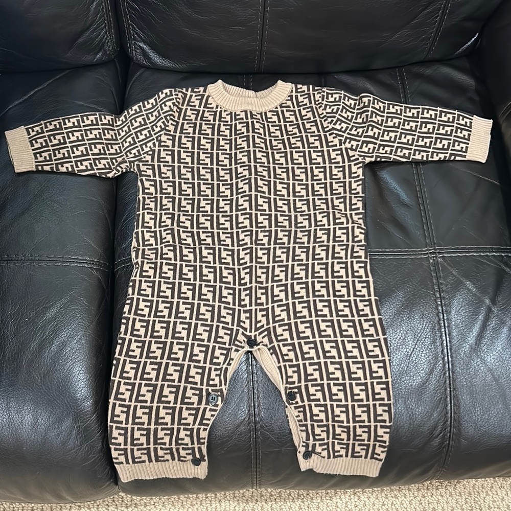 Fendi Onesie Kids Size 6-9 Months With Hat
